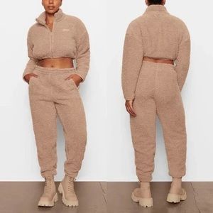 Skims teddy joggers.